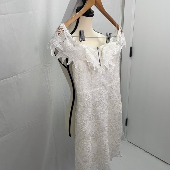 ASTR the label white lace Daniella Dress BOHO CHIC Style for summer - Picture 4 of 7